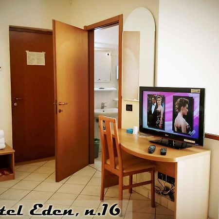 Hotel Eden Milaan Buitenkant foto